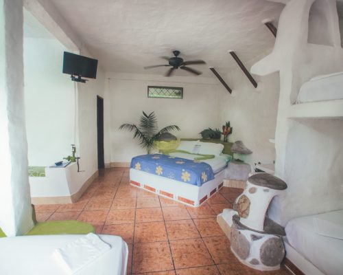 habitación,_vista,_hotel,_ecuador,_kashama,_eco,_resort,_and,_spa